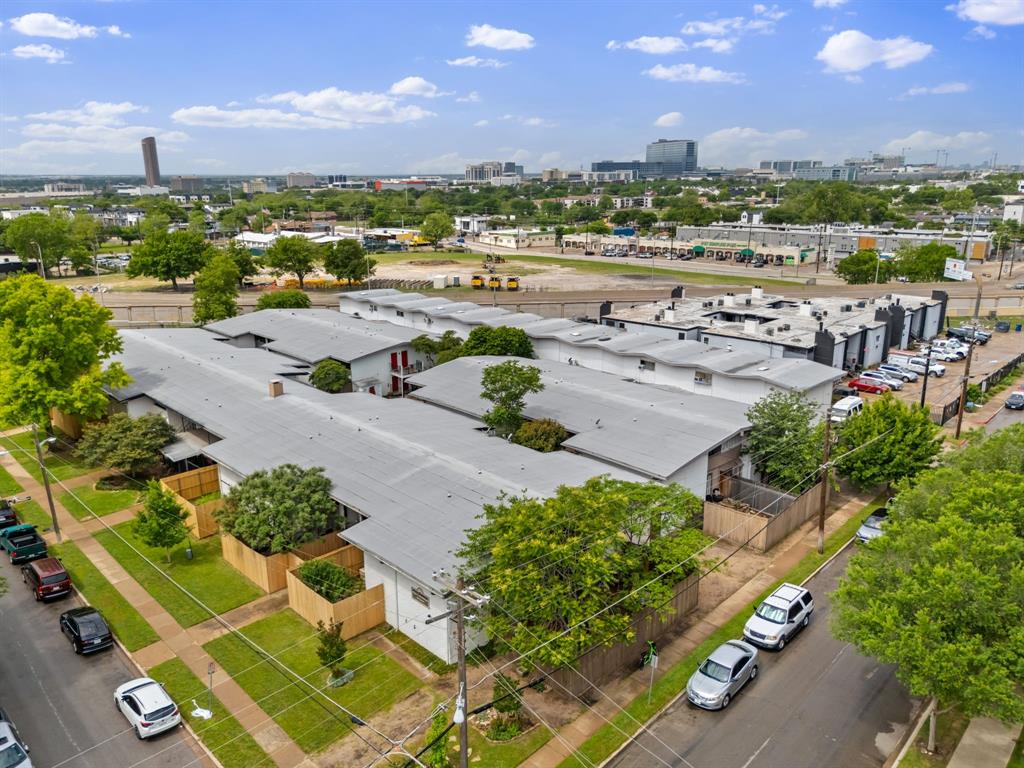Plaza Condo - Residential