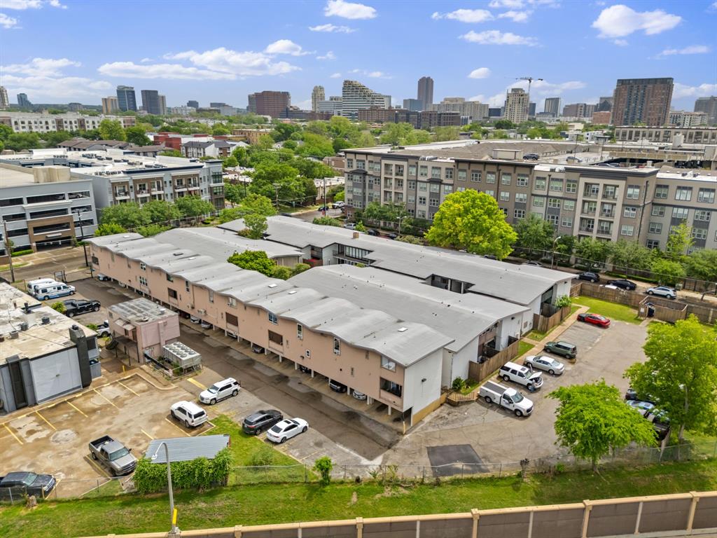 Plaza Condo - Residential