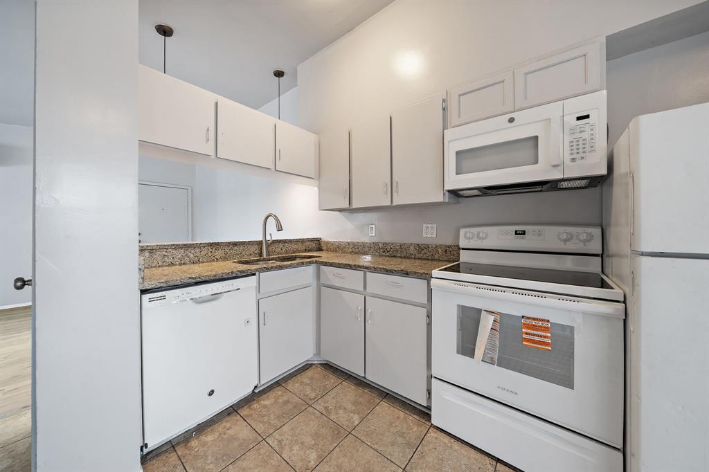 Plaza Condo - Residential