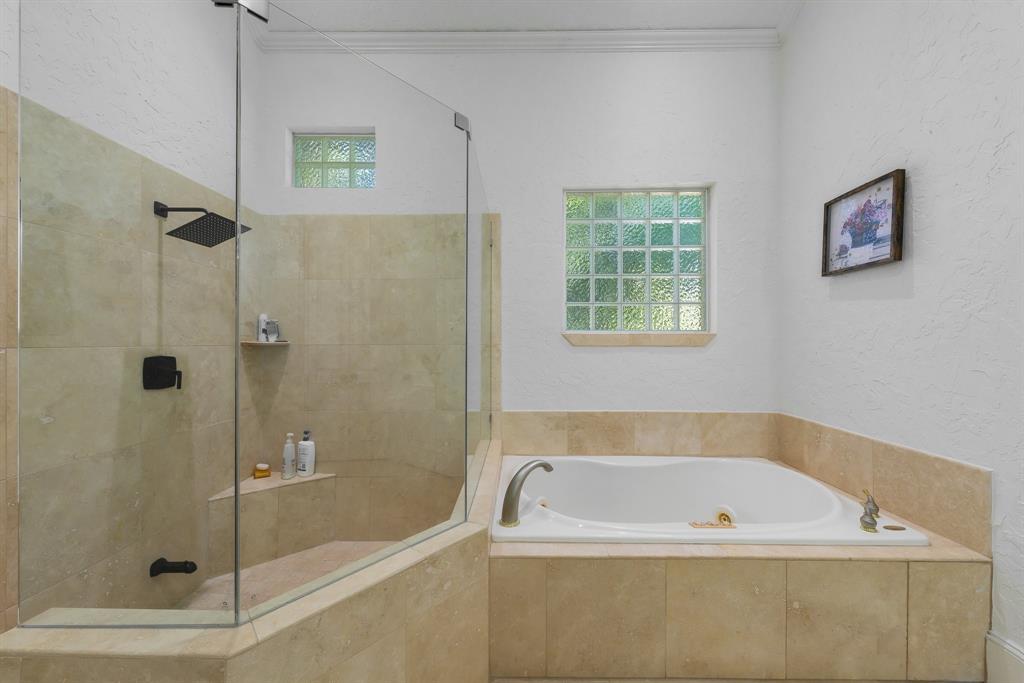 River Oaks Estates - Residential