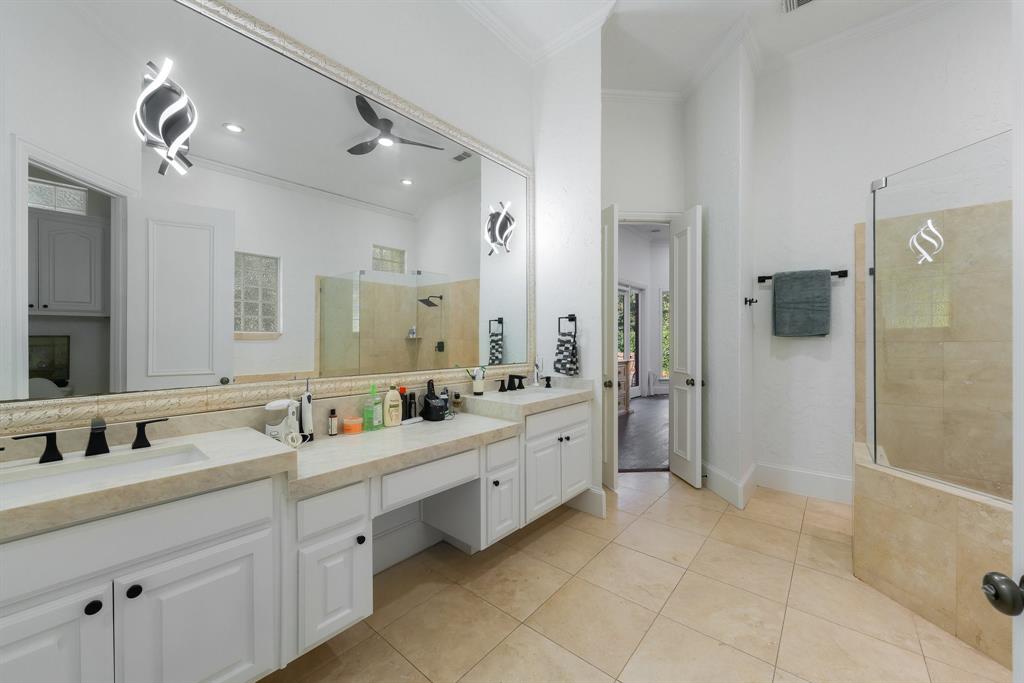 River Oaks Estates - Residential