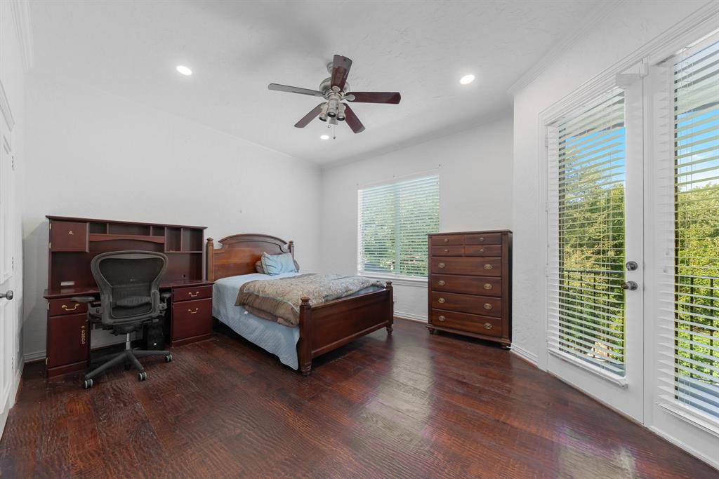 River Oaks Estates - Residential