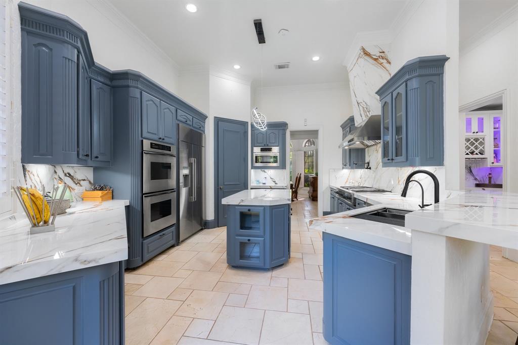 River Oaks Estates - Residential