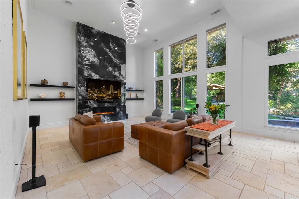 River Oaks Estates - Residential