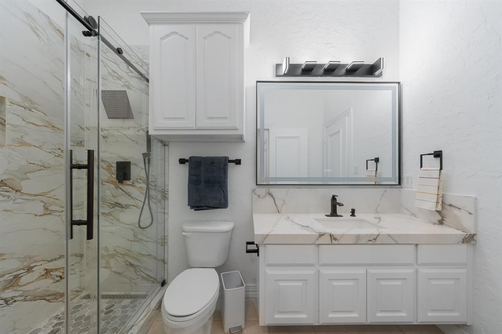 River Oaks Estates - Residential