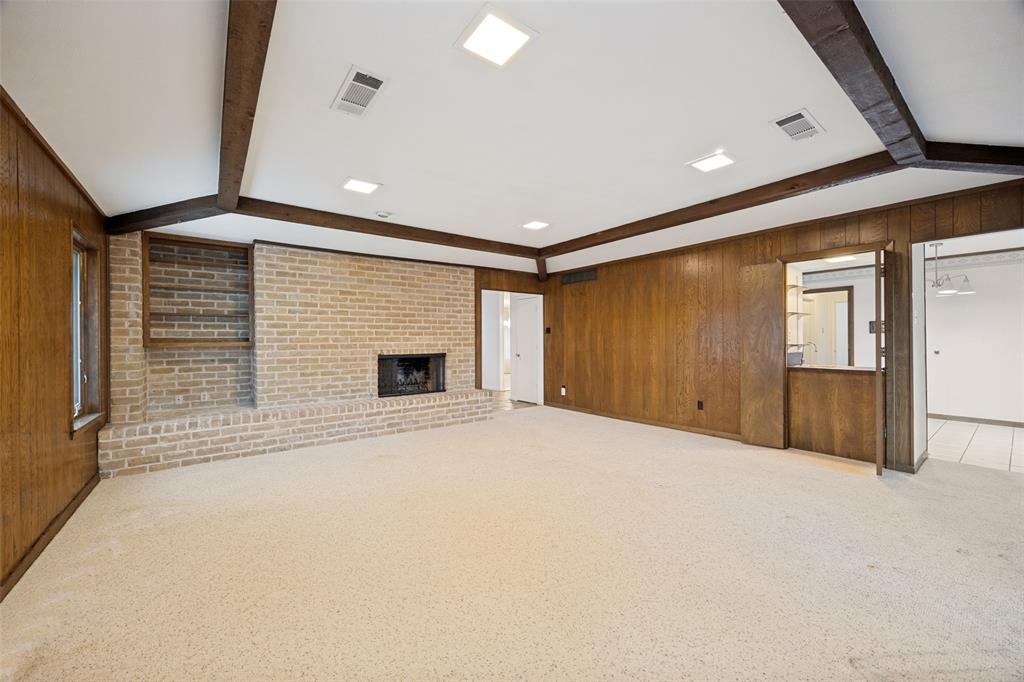 6727 Southpoint Drive