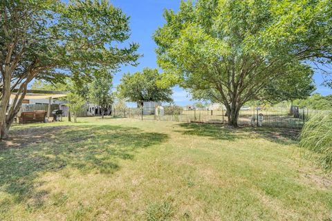 A home in Waxahachie