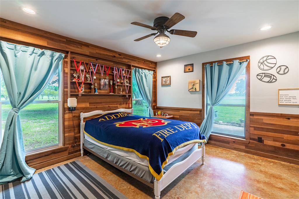 USSURY SAMUEL - Residential