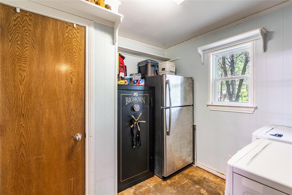 USSURY SAMUEL - Residential