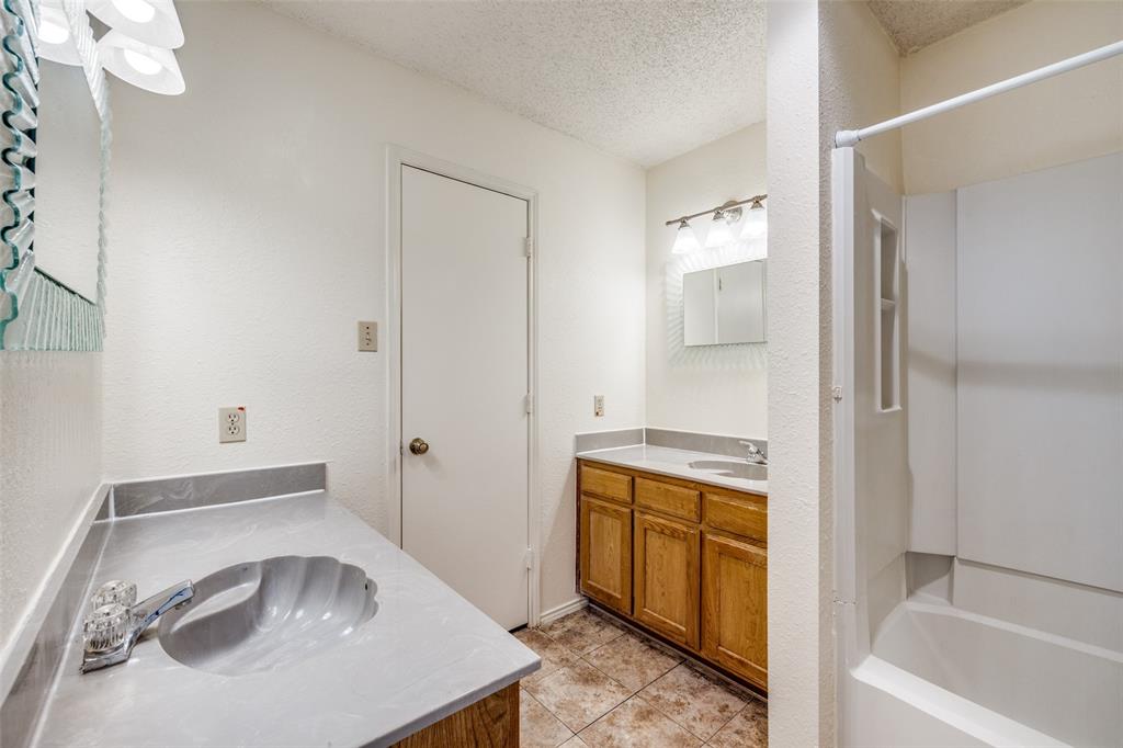 Wimbledon Place Add - Residential Lease