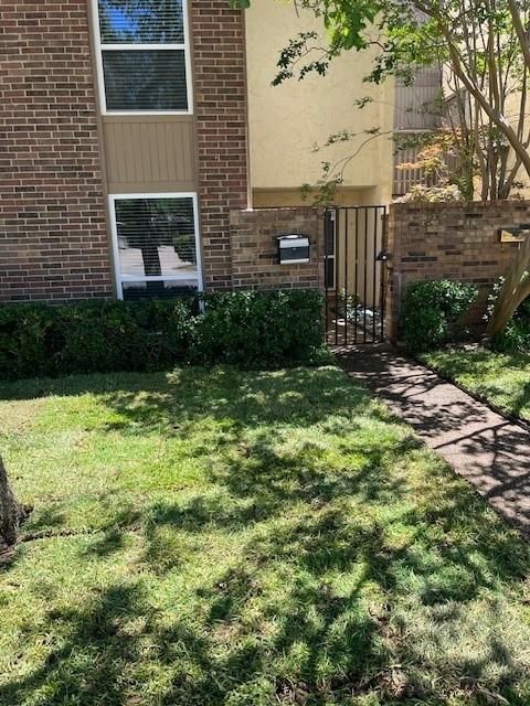 9830 Bent Branch Lane Dallas TX 75243