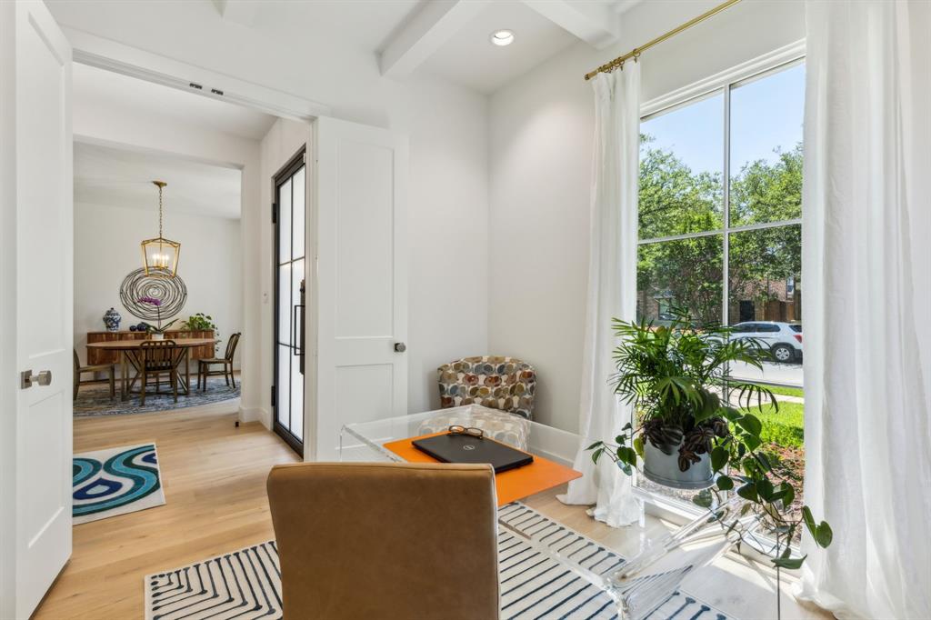 6417 Del Norte Lane