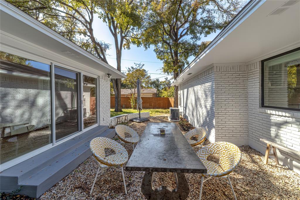 Buckner Terrace 04 Sec 03 Inst - Residential Lease