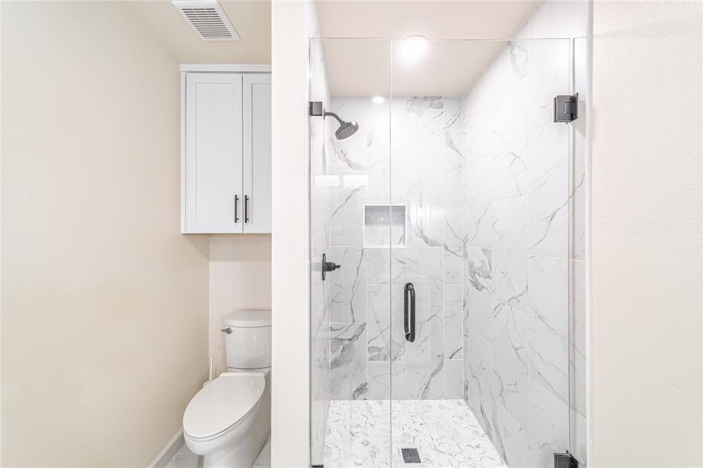 Buckner Terrace 04 Sec 03 Inst - Residential Lease