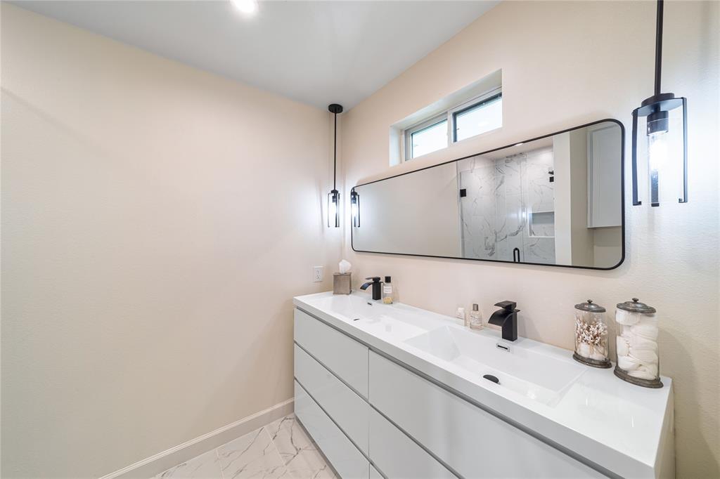 Buckner Terrace 04 Sec 03 Inst - Residential Lease