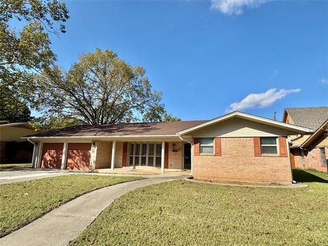 1905 Bridle Lane Gainesville TX 76240