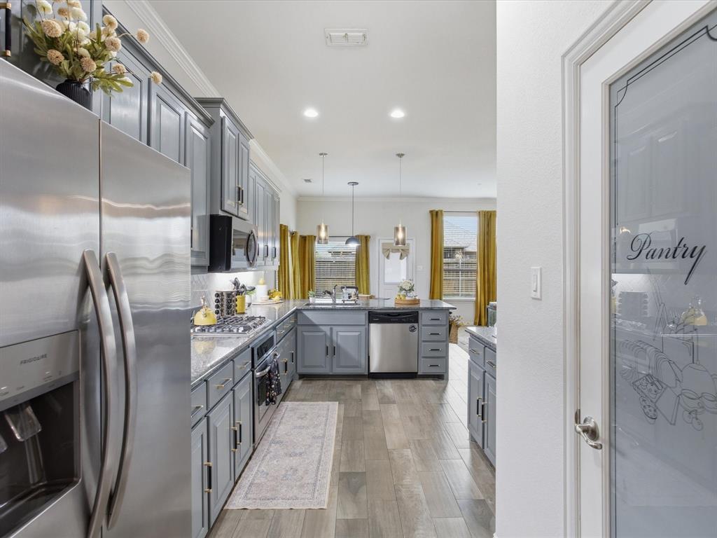 Riverside Place - Residential