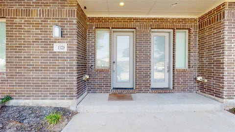 Photo of 13228 Bee Street, Farmers Branch, TX 75234 (MLS # 21329636)