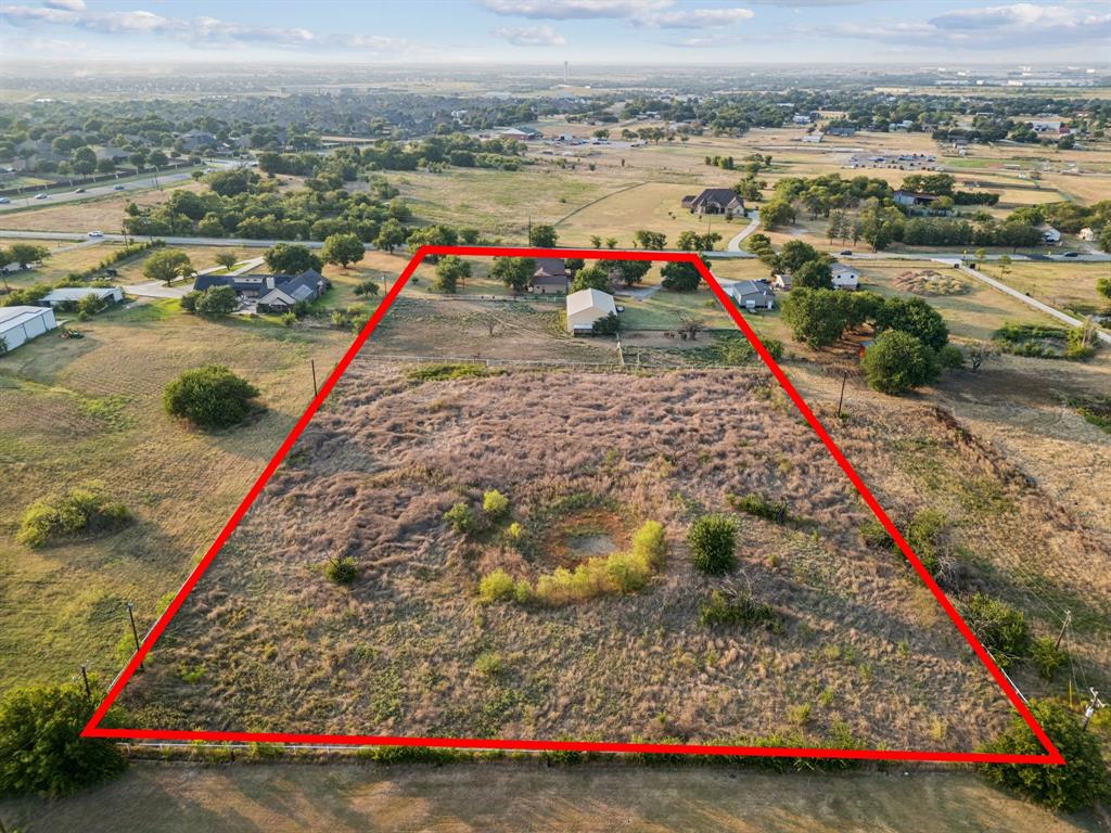 202 Blue Mound Road E