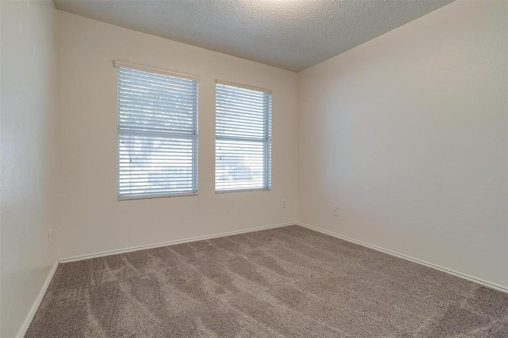 Idlewyld Place Ph 01r - Residential Lease