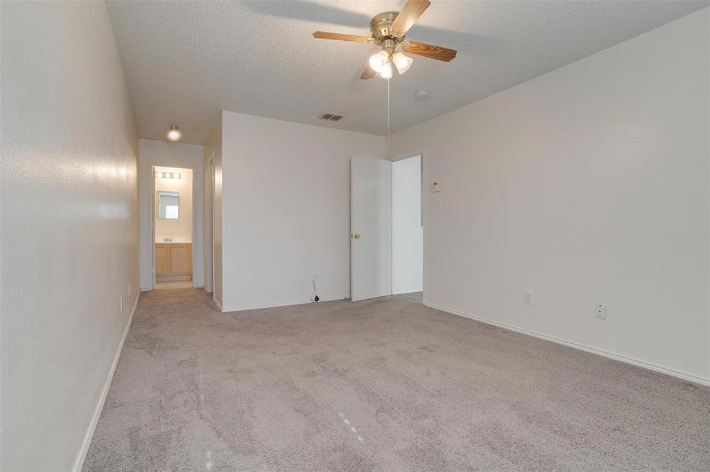 Idlewyld Place Ph 01r - Residential Lease