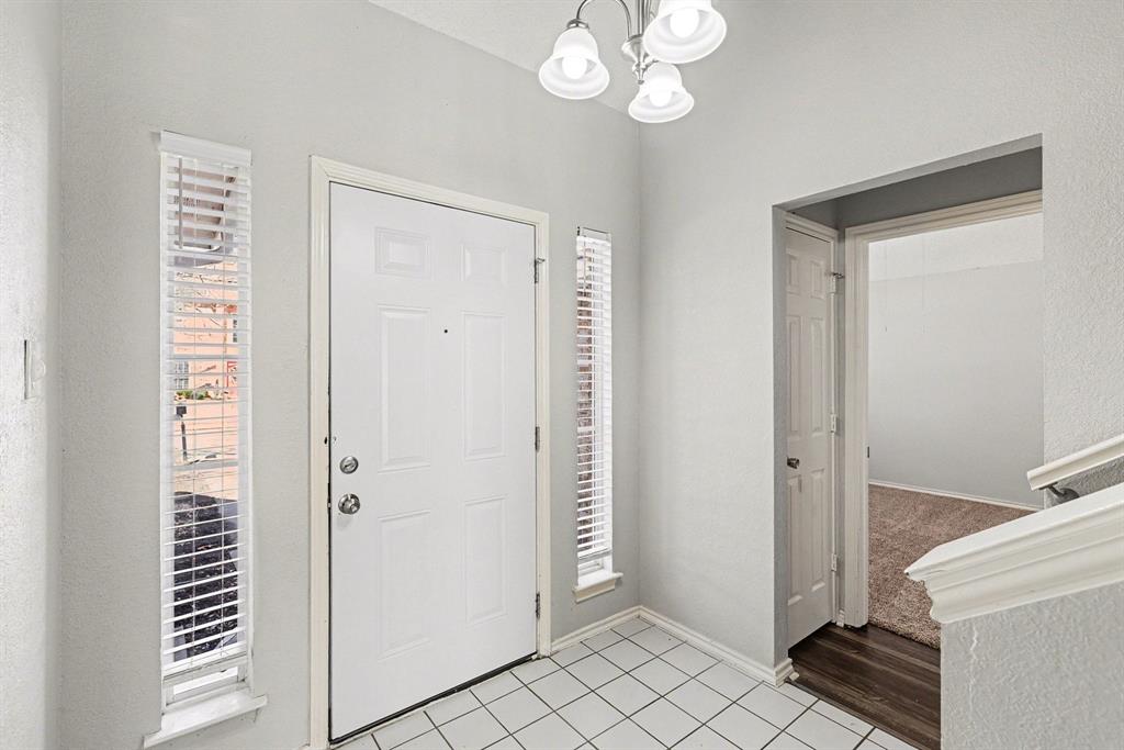 708 Willow Oak Drive