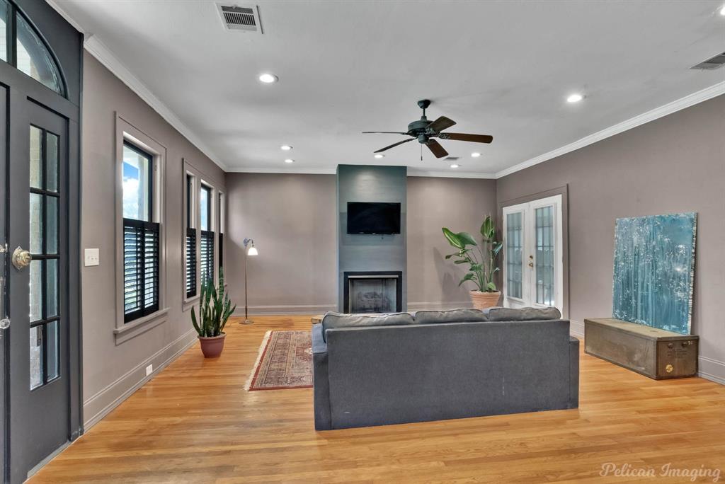 443 Forest Avenue