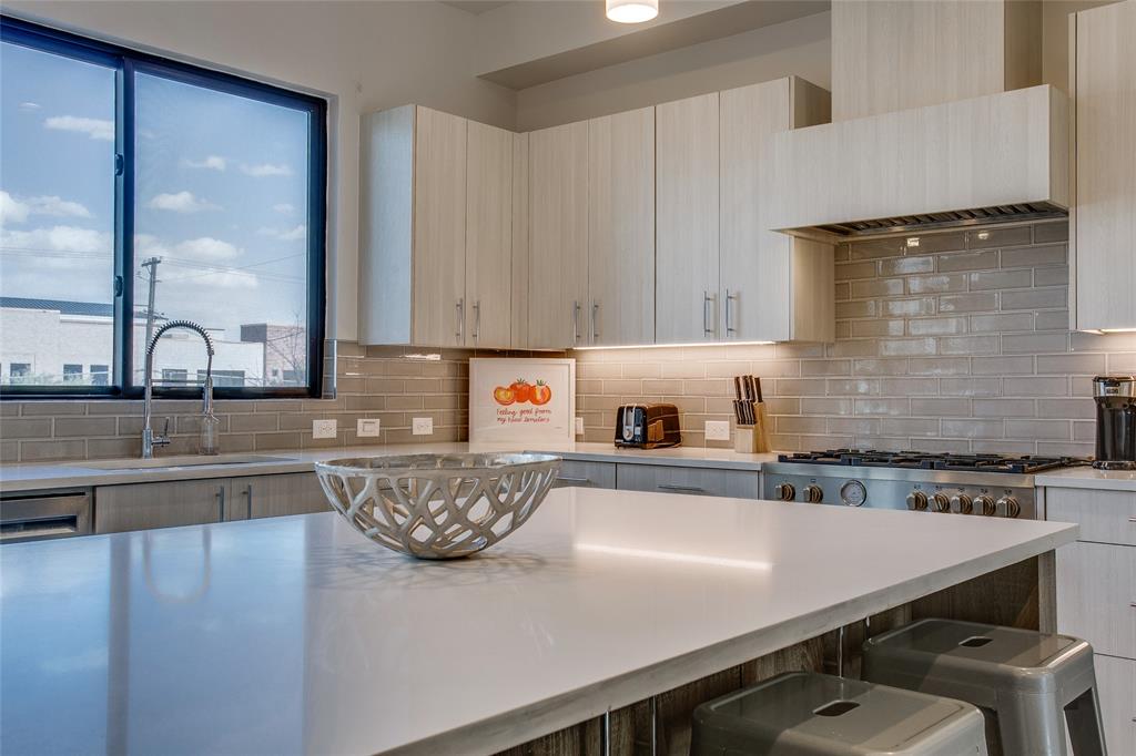 DALLAS LAND AND LOAN 2 - Residential