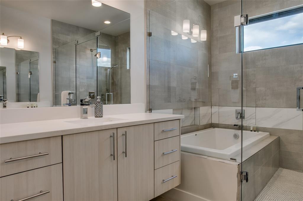 DALLAS LAND AND LOAN 2 - Residential