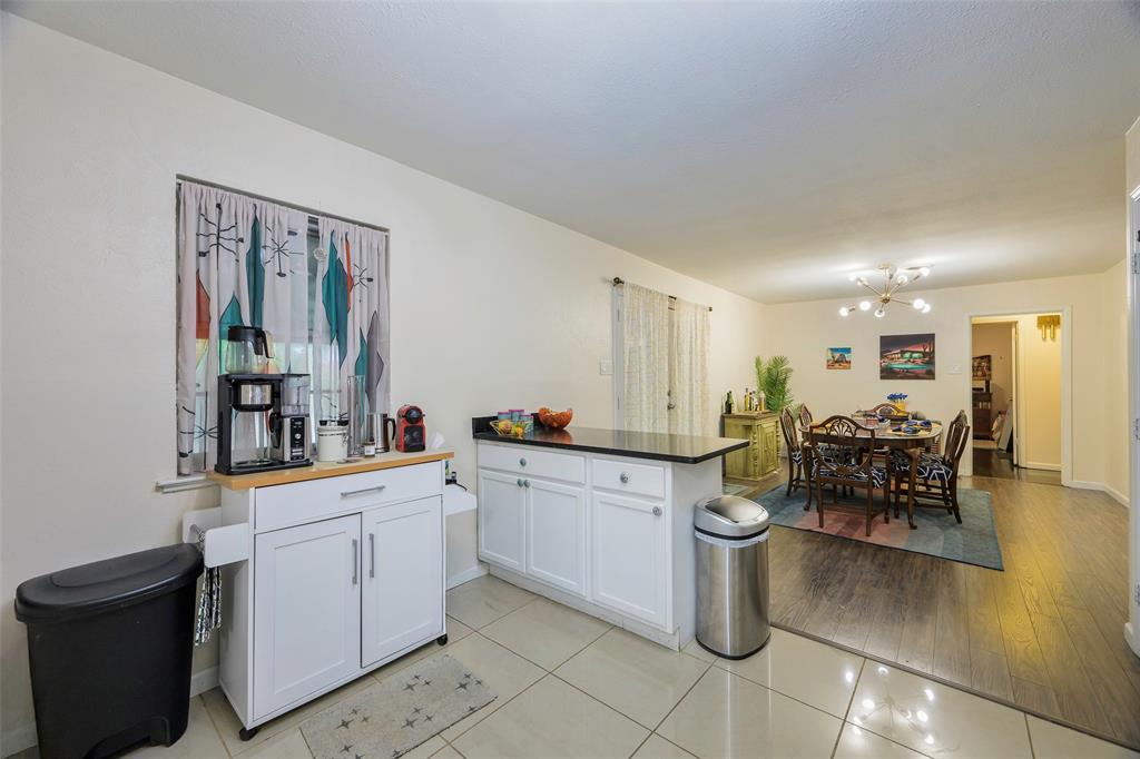 Bruton Terrace 09 Instl - Residential