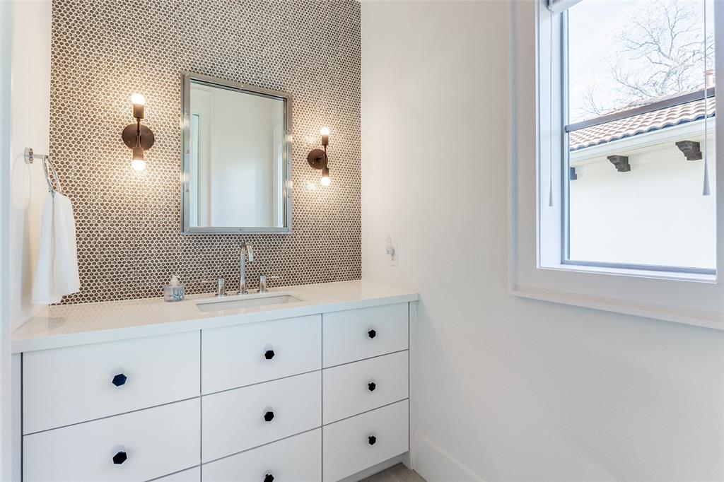 Lakeshore Hills Rev - Residential