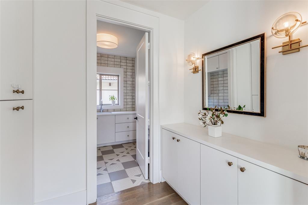 Lakeshore Hills Rev - Residential