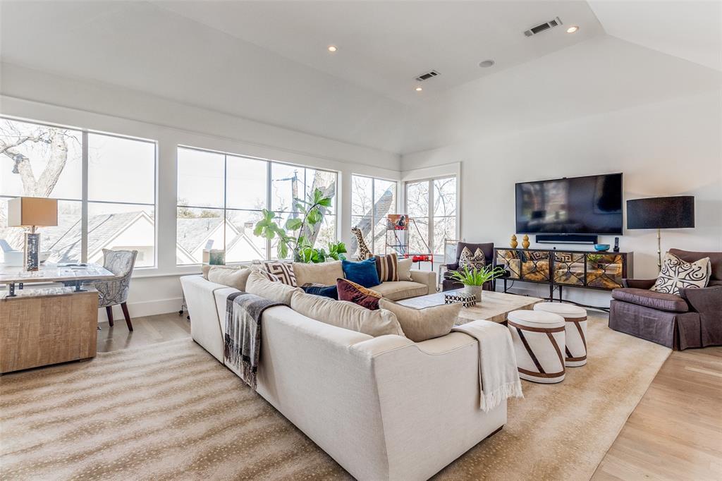 Lakeshore Hills Rev - Residential