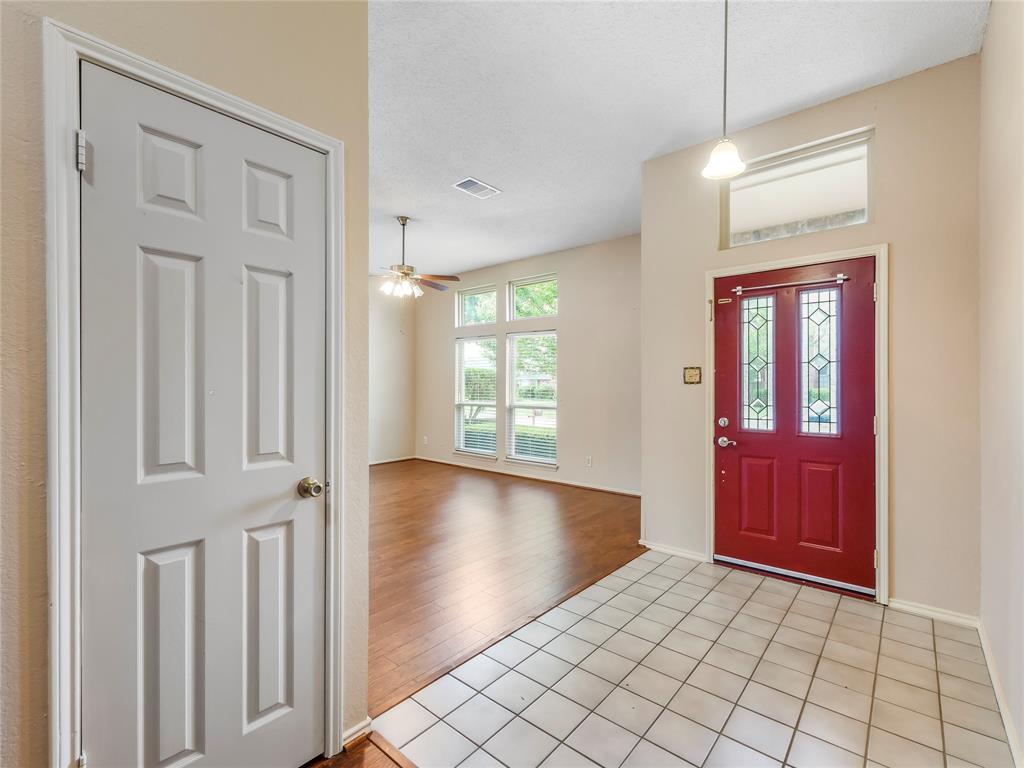 269 E Ridgegate Drive