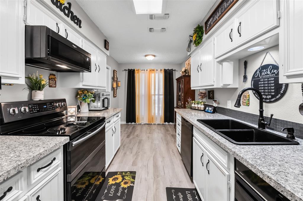 Meadowbrook Hills Chimney Wood - Residential