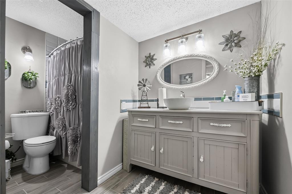 Meadowbrook Hills Chimney Wood - Residential