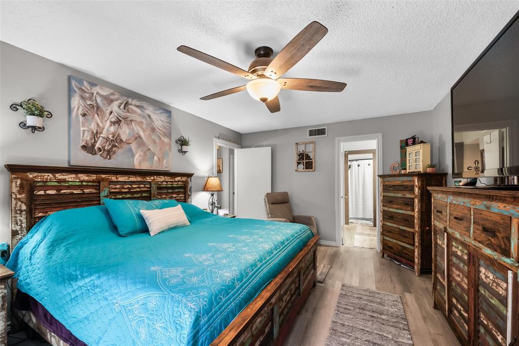 Meadowbrook Hills Chimney Wood - Residential