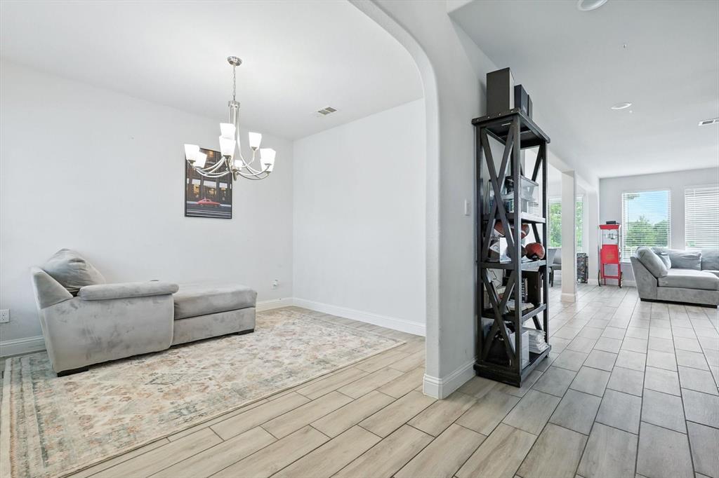 180 Sapphire Lane