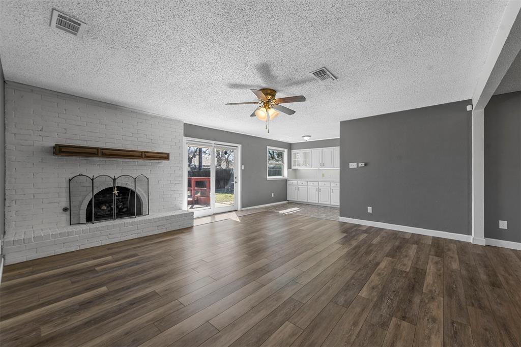 Denton, Texas 76209, United States, 3 Bedrooms Bedrooms, ,2 BathroomsBathrooms,Residential,Active,180485