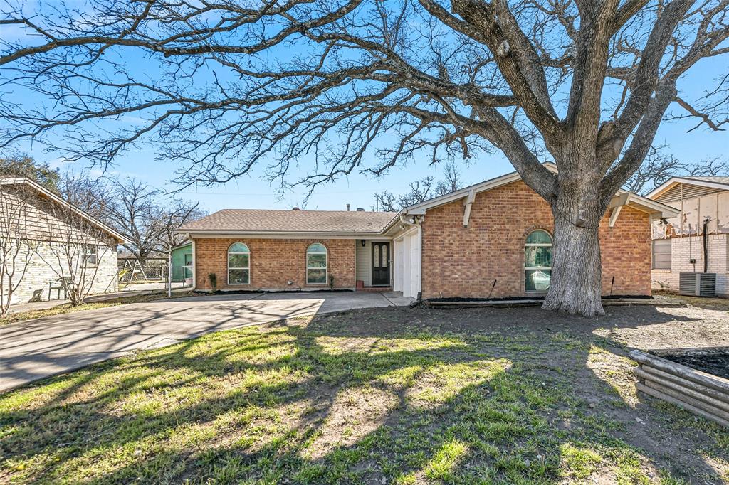 Denton, Texas 76209, United States, 3 Bedrooms Bedrooms, ,2 BathroomsBathrooms,Residential,Active,180485