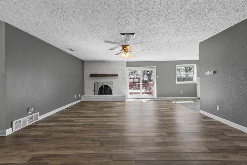 Denton, Texas 76209, United States, 3 Bedrooms Bedrooms, ,2 BathroomsBathrooms,Residential,Active,180485