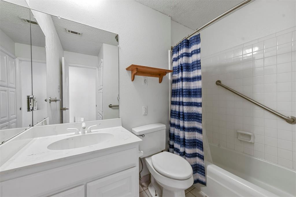 Denton, Texas 76209, United States, 3 Bedrooms Bedrooms, ,2 BathroomsBathrooms,Residential,Active,180485