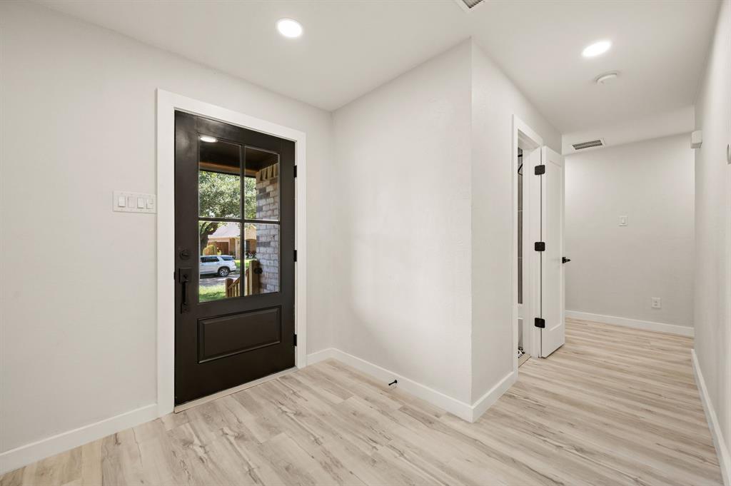 6211 Symphony Lane