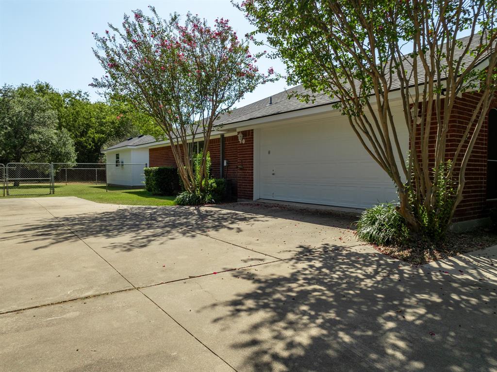 White Bluff #12 - Residential