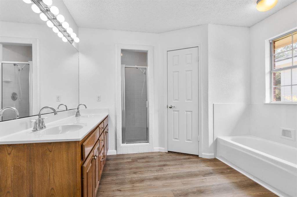 White Bluff #12 - Residential