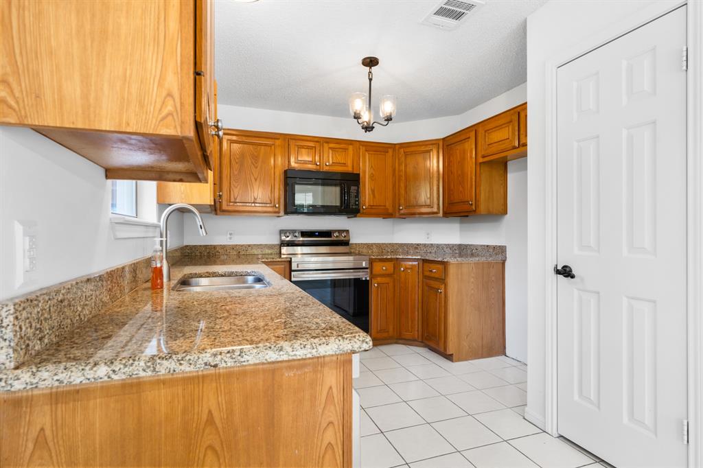 White Bluff #12 - Residential