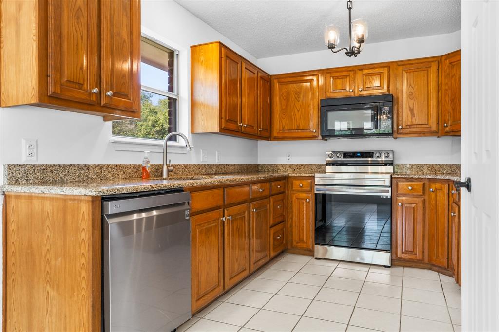 White Bluff #12 - Residential