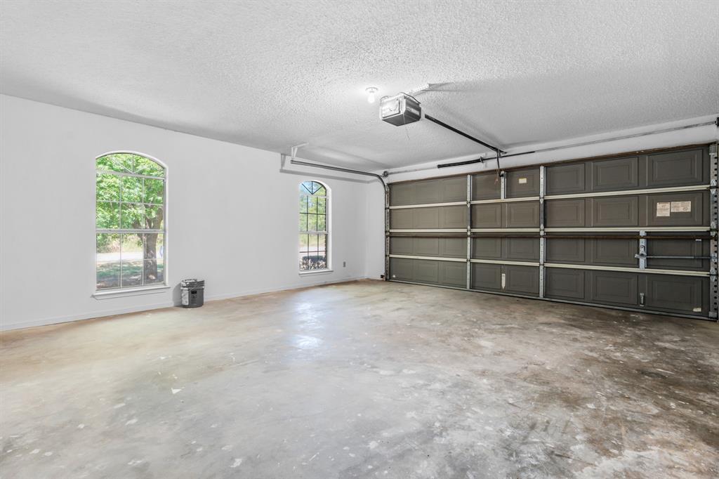 White Bluff #12 - Residential