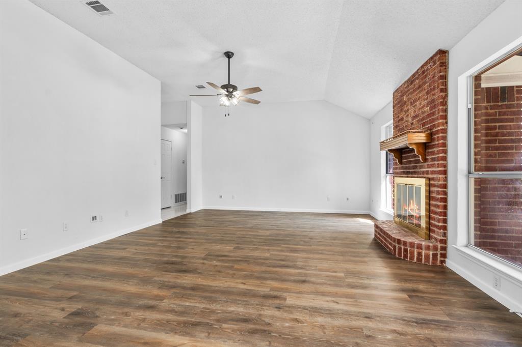 White Bluff #12 - Residential