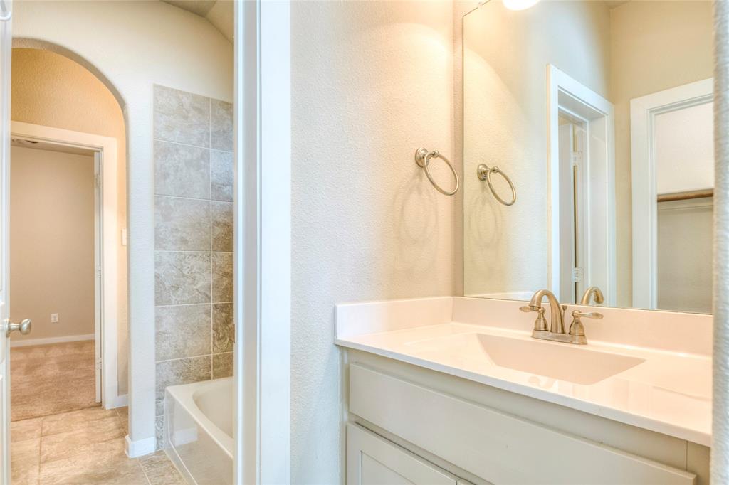 Prominence Square Ph Iia - Residential Lease